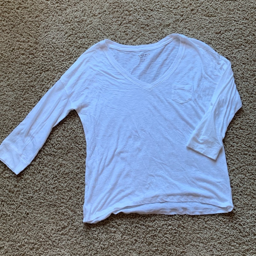 3/4 sleeve tee with front pocket